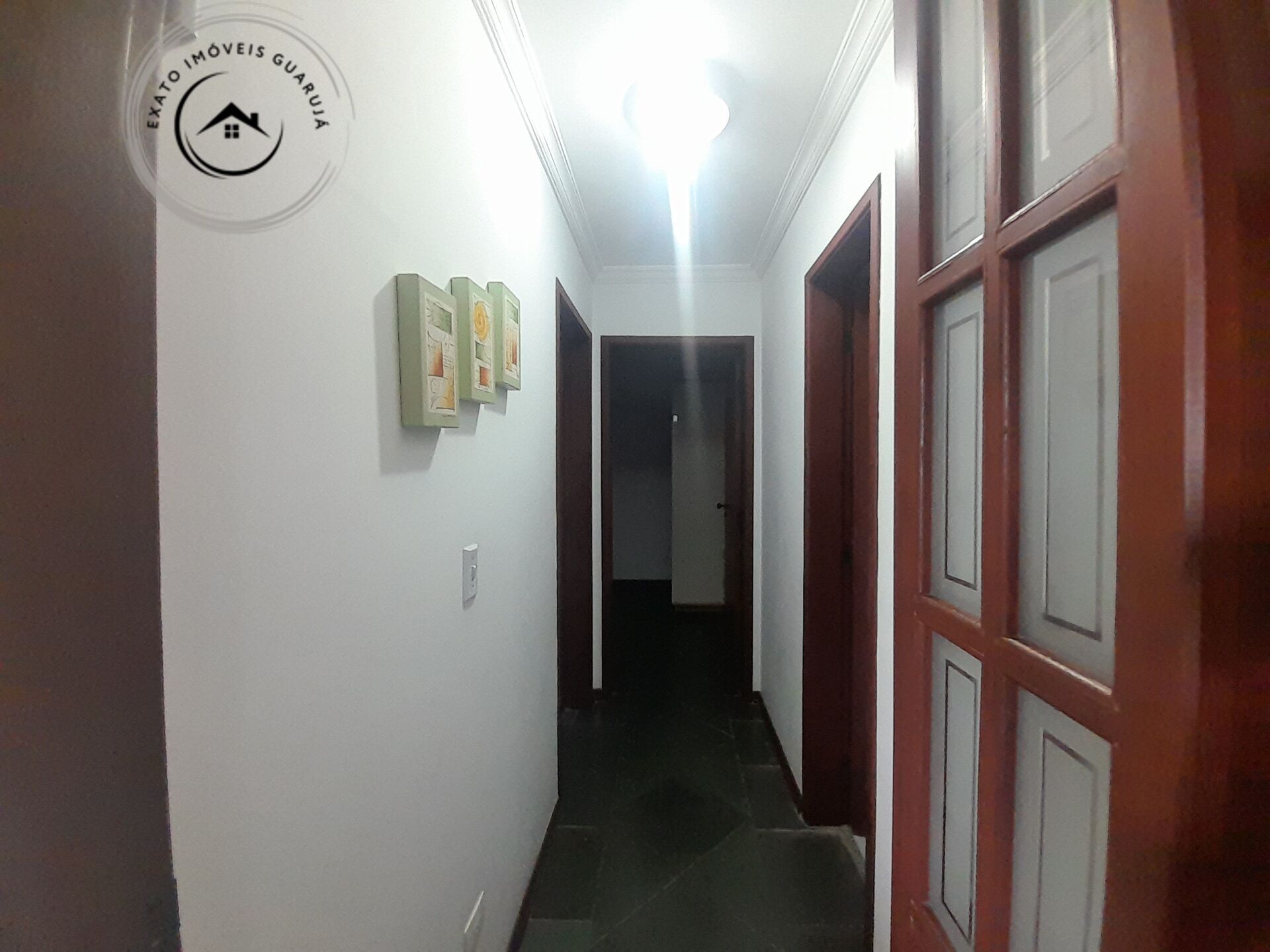 Apartamento padrão de 02 dormitórios para venda na praia das