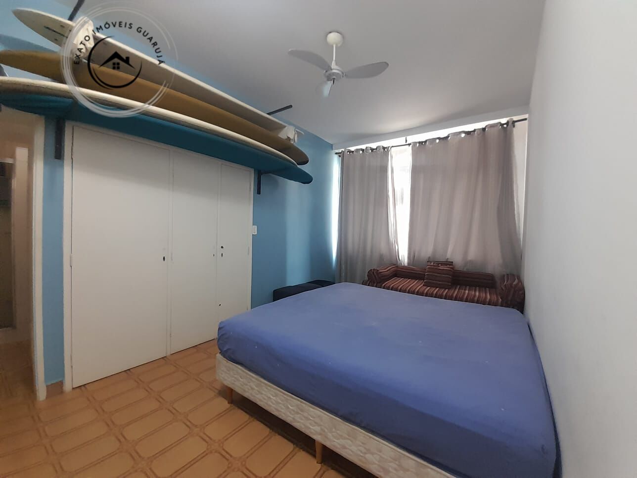 Apartamento padrão de 01 dormitório para locação anual nas p
