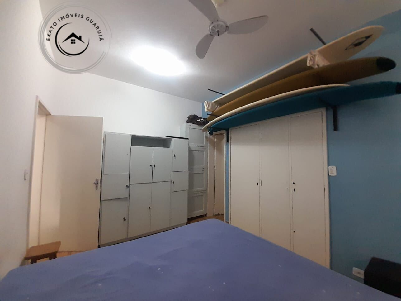 Apartamento padrão de 01 dormitório para locação anual nas p