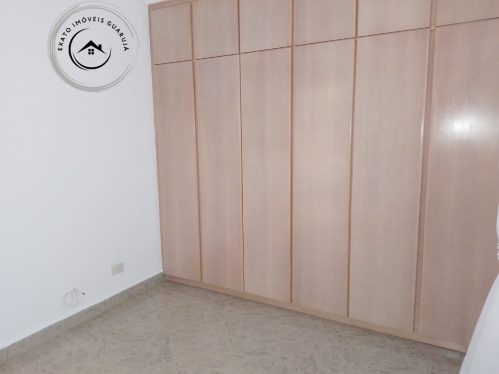Apartamento padrão de 03 dormitórios para venda nas pitangue
