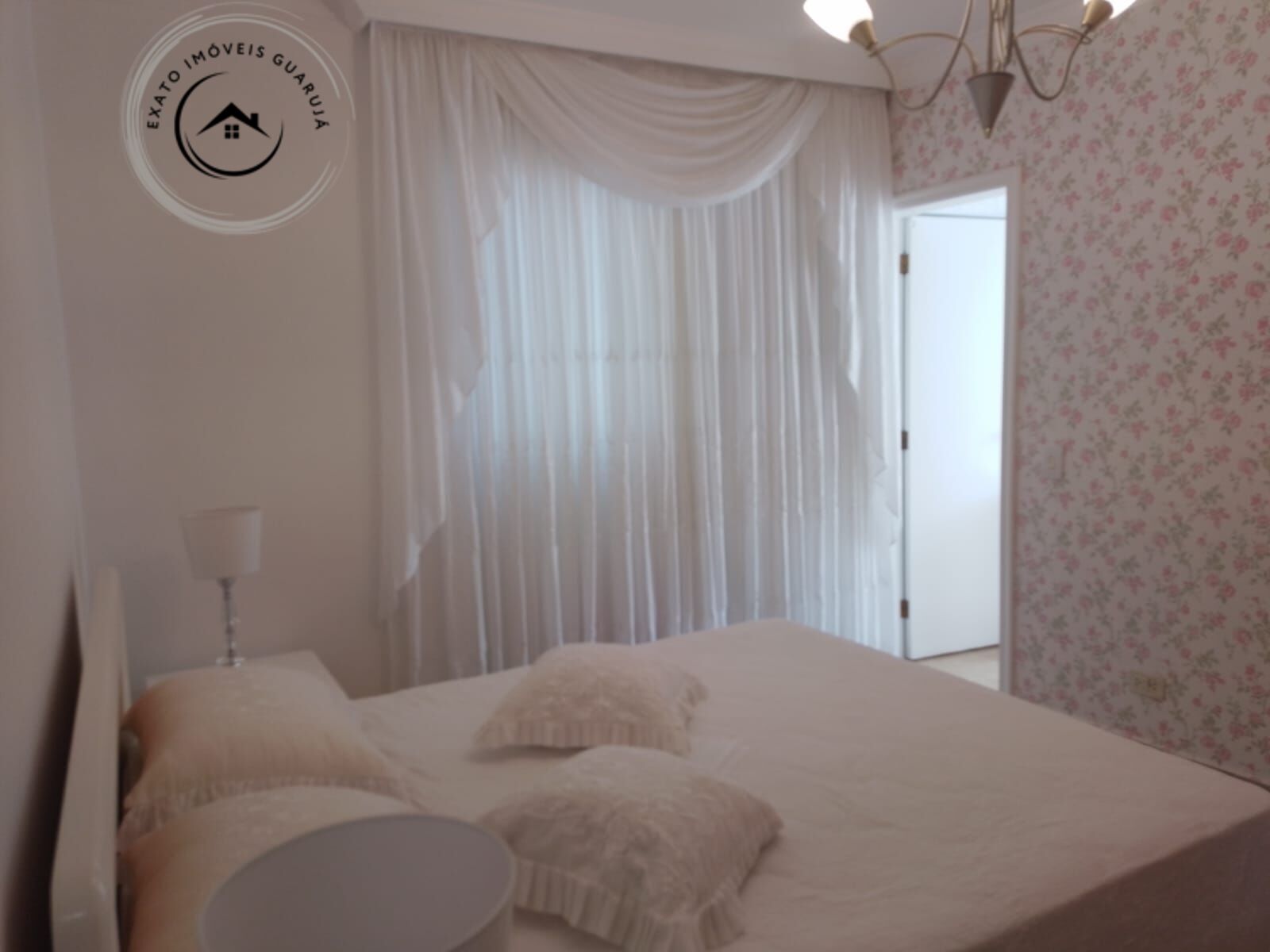 Apartamento padrão de 03 dormitórios para venda nas pitangue
