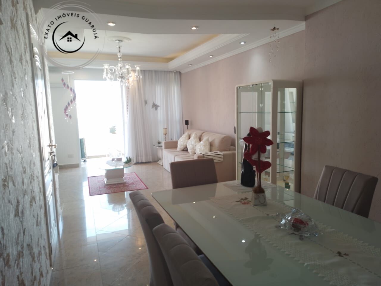 Apartamento padrão de 03 dormitórios para venda nas pitangue