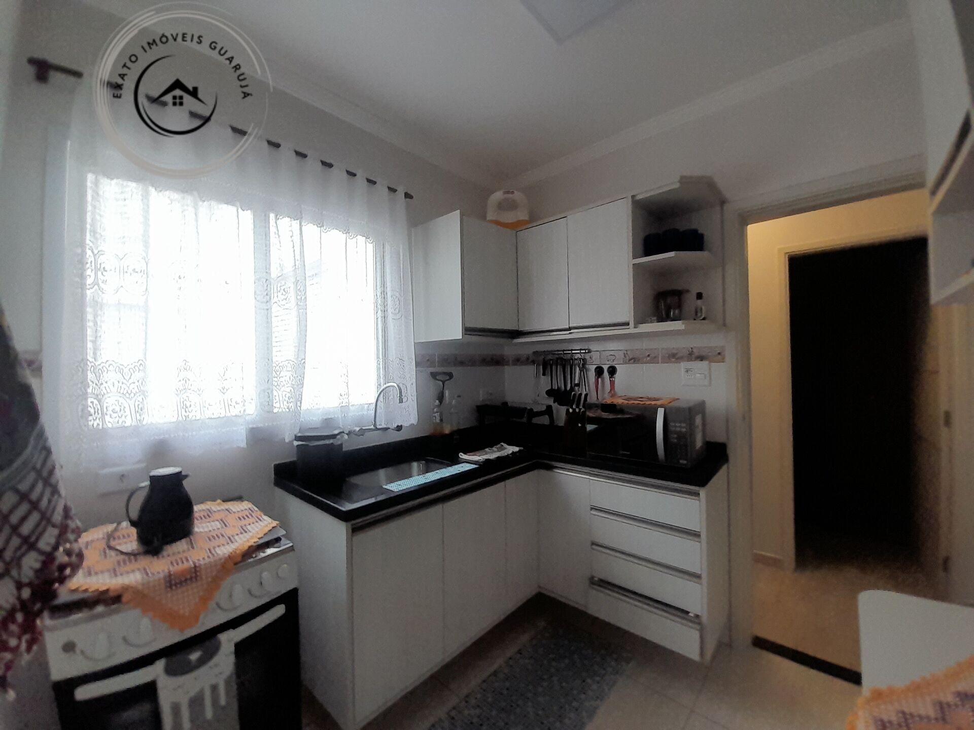 Apartamento padrão de 02 dormitórios para venda nas pitangue