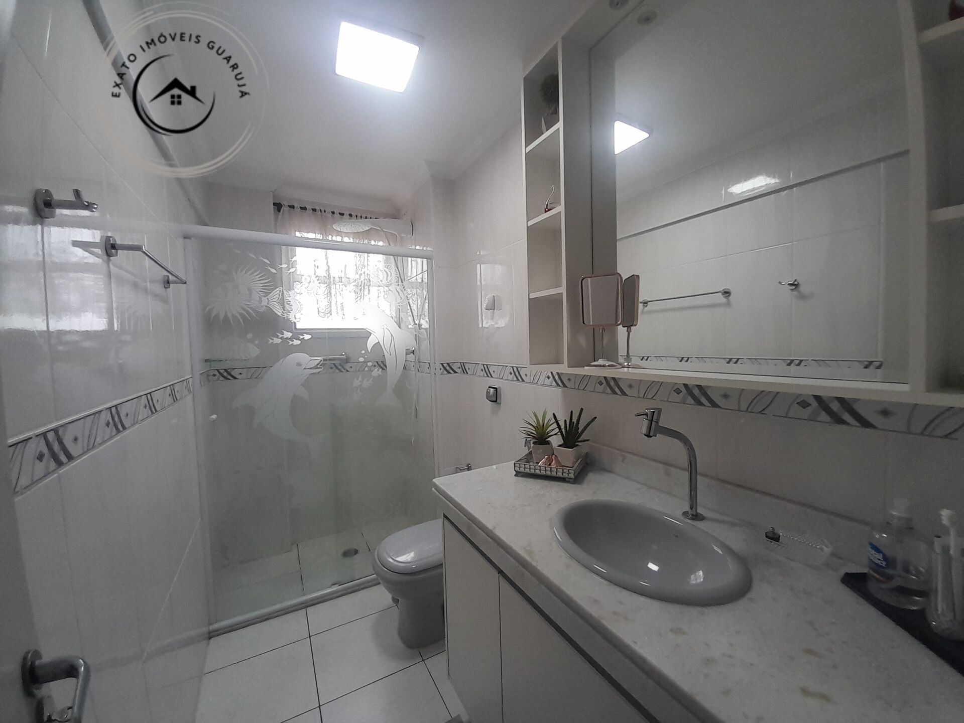 Apartamento padrão de 02 dormitórios para venda nas pitangue