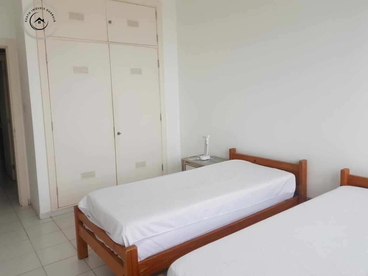 Apartamento alto padrão de 04 dormitórios para locação anual