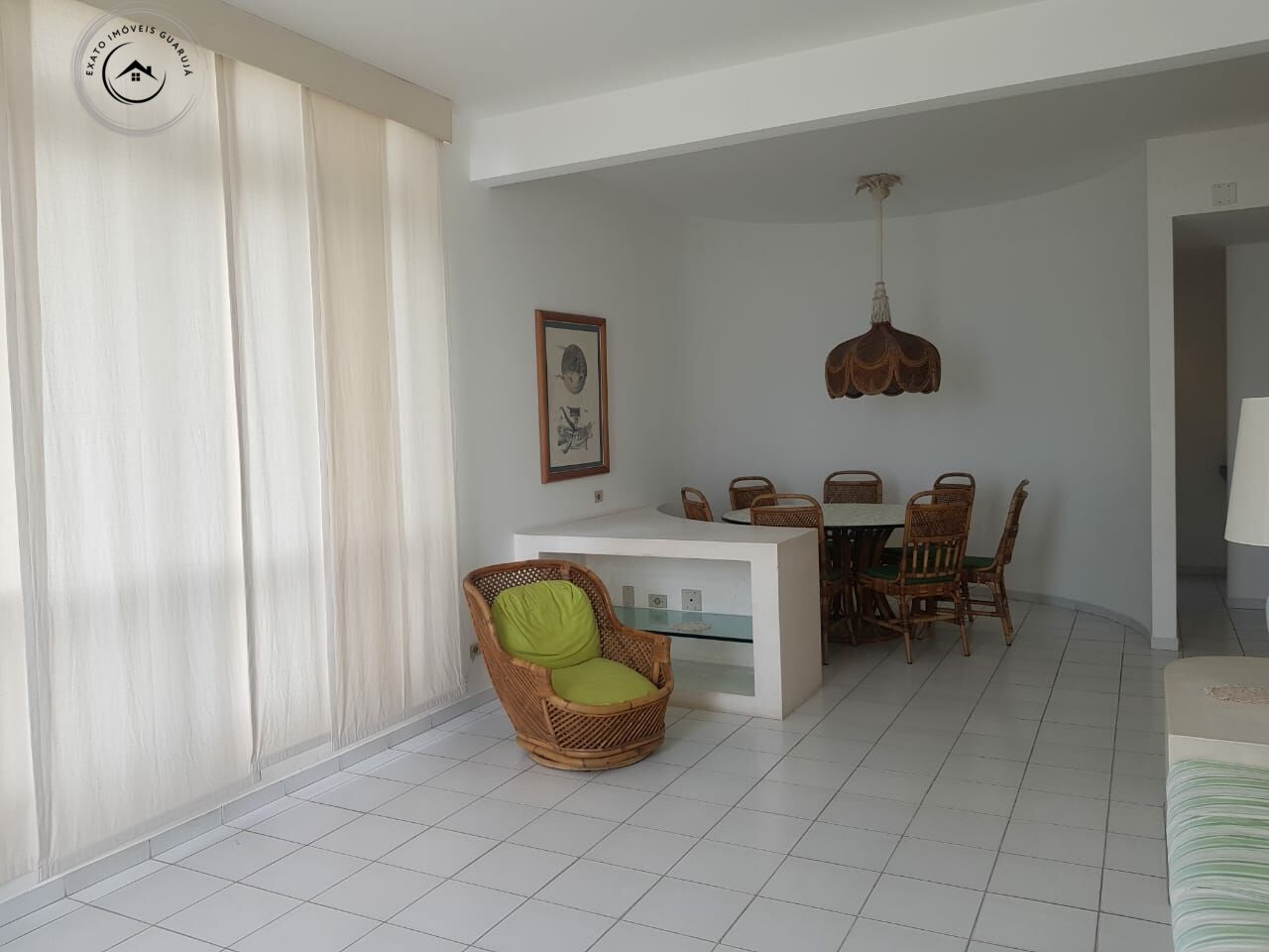 Apartamento alto padrão de 04 dormitórios para locação anual