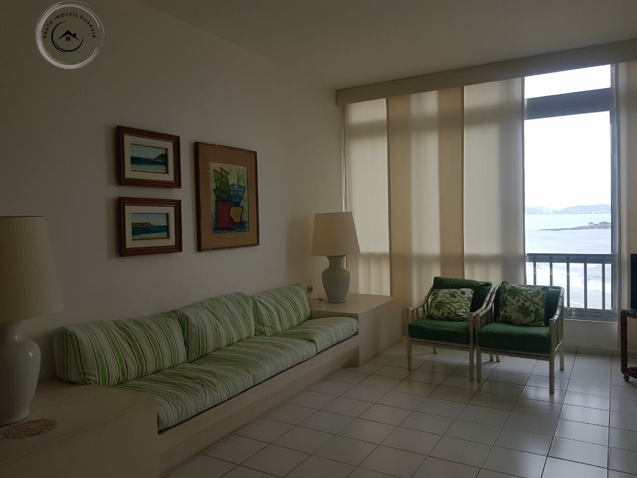 Apartamento alto padrão de 04 dormitórios para locação anual
