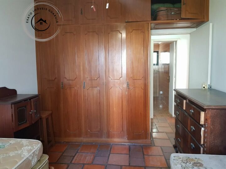 Apartamento padrão de 03 dormitórios para locação anual nas 