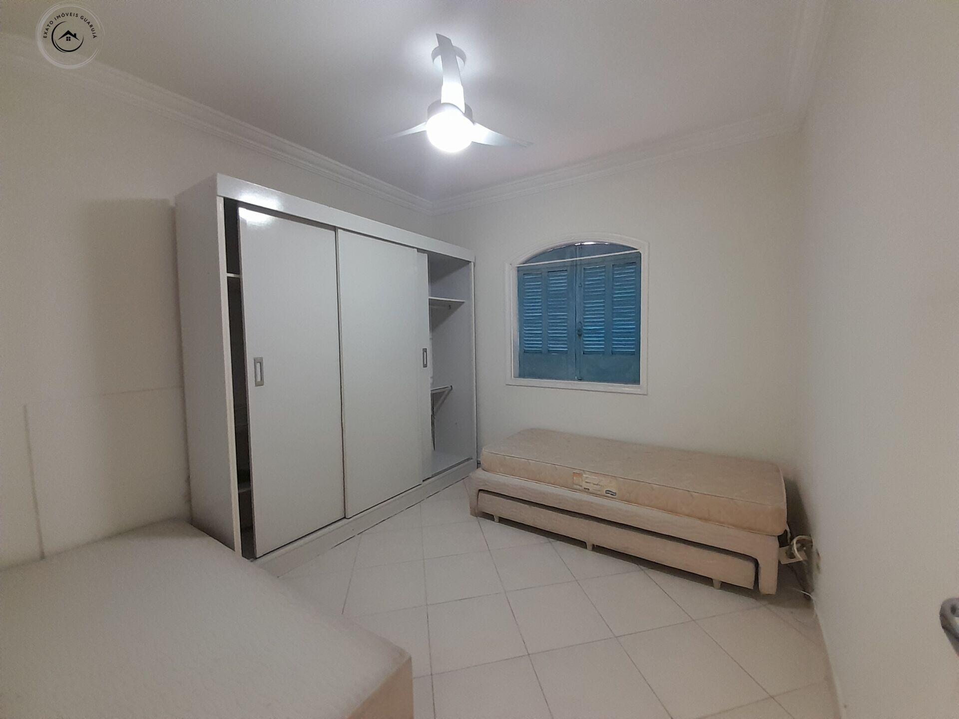 Apartamento padrão de 02 dormitórios para venda nas pitangue
