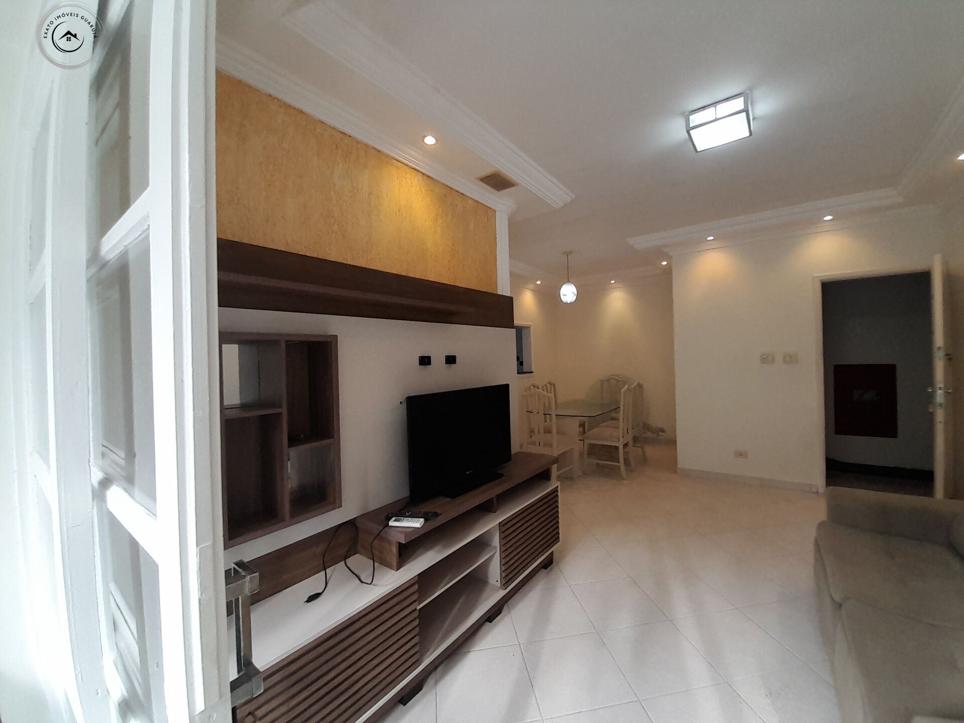 Apartamento padrão de 02 dormitórios para venda nas pitangue
