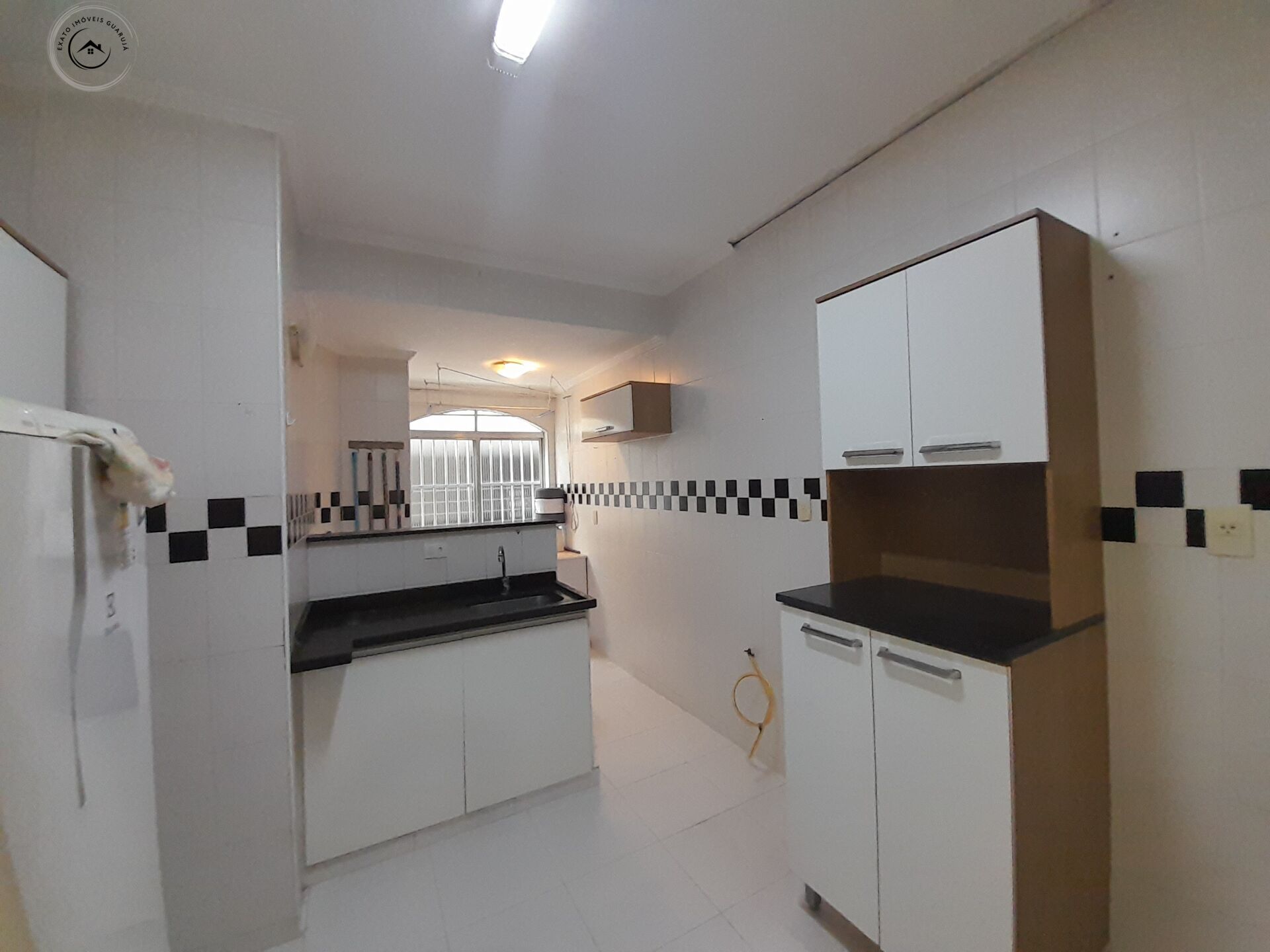 Apartamento padrão de 02 dormitórios para venda nas pitangue