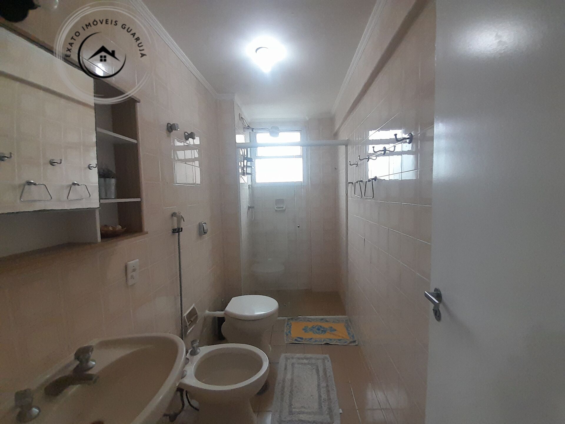 Apartamento padrão de 02 dormitórios para venda na praia das