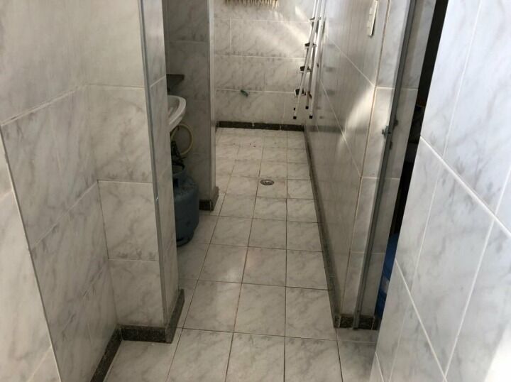 Apartamento padrão de 4 dormitórios para locação anual na pr