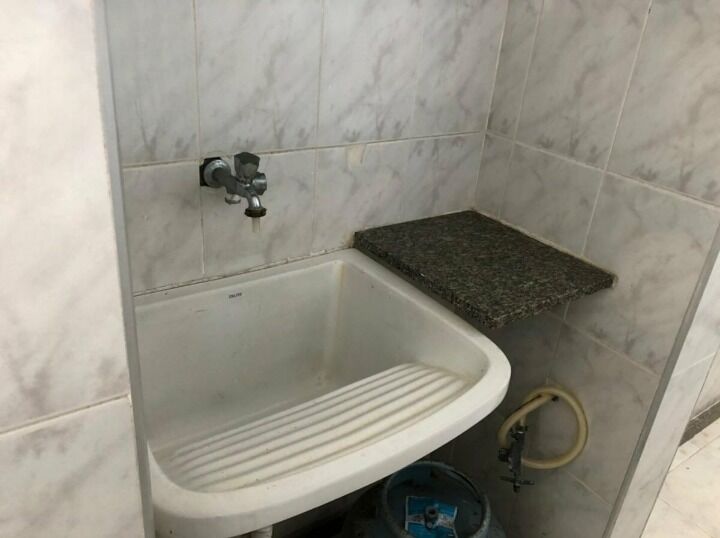 Apartamento padrão de 4 dormitórios para locação anual na pr