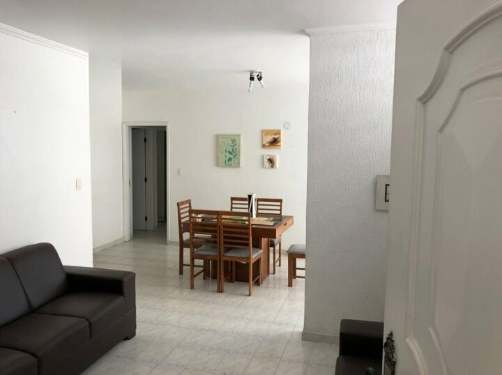 Apartamento padrão de 4 dormitórios para locação anual na pr