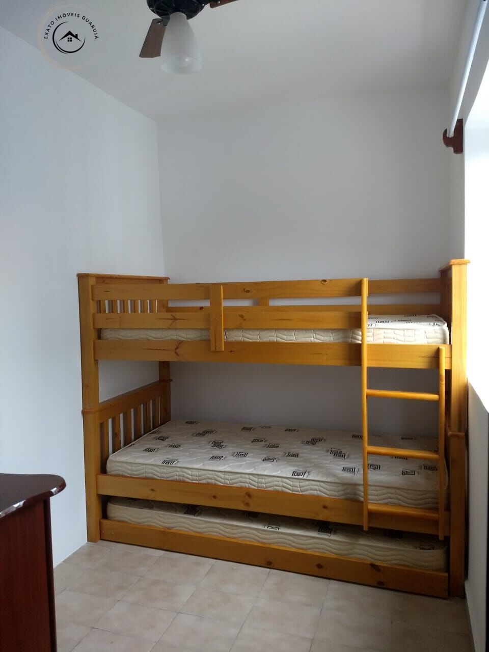 Apartamento padrão de 02 dormitórios para locação de tempora