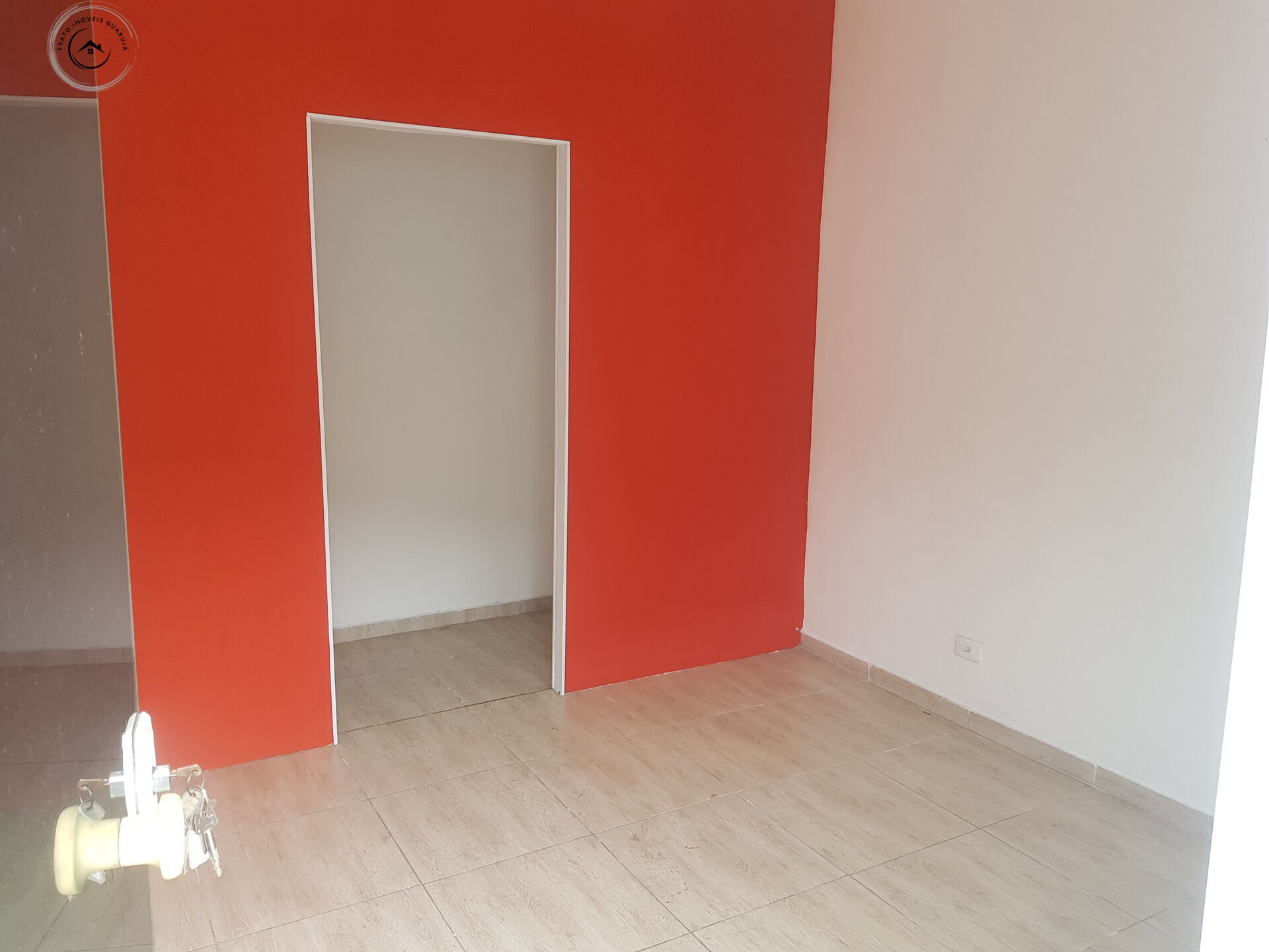 Casa térrea de 05 salas para locação residencial nas pitangu