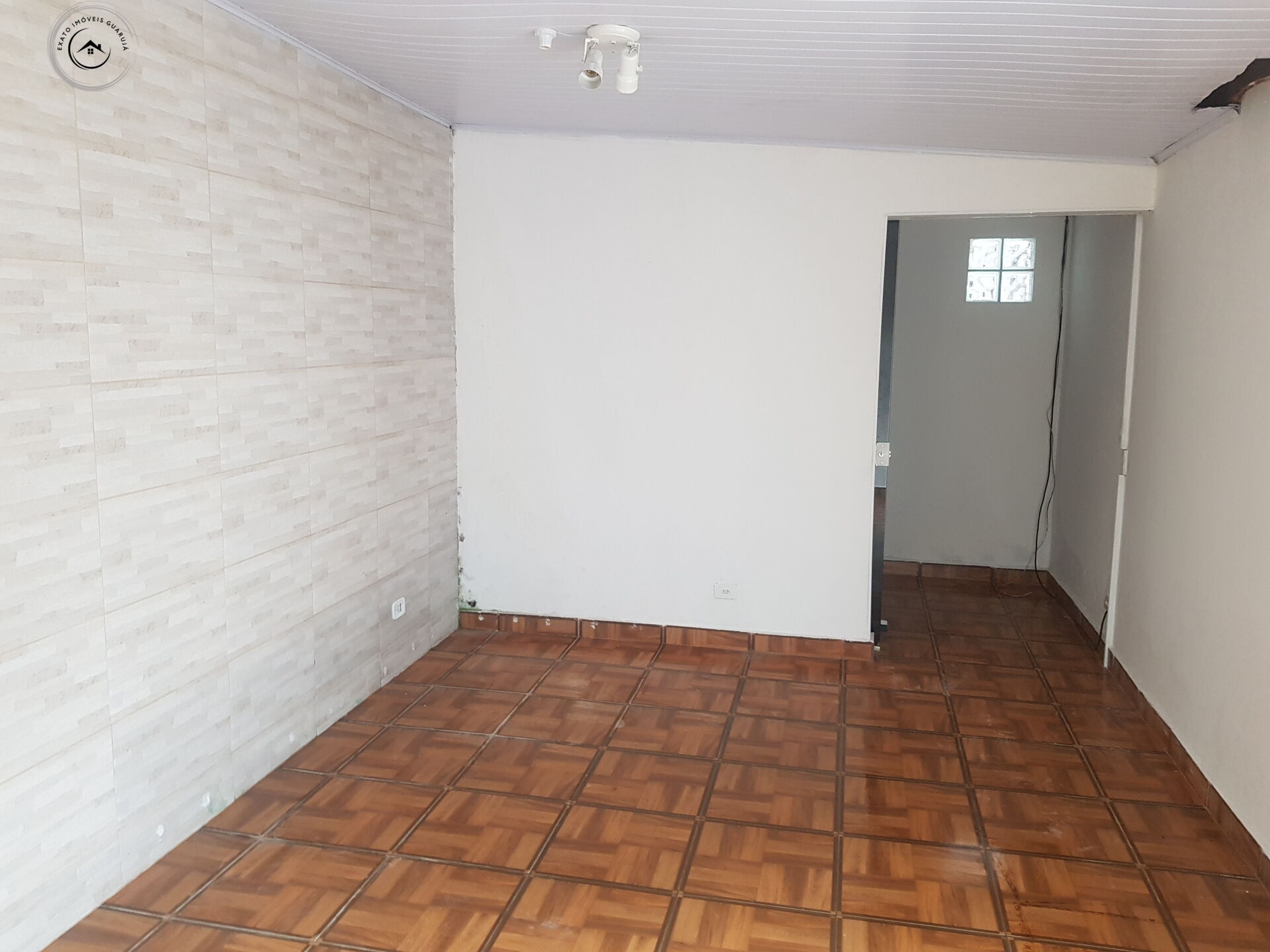 Casa térrea de 05 salas para locação residencial nas pitangu
