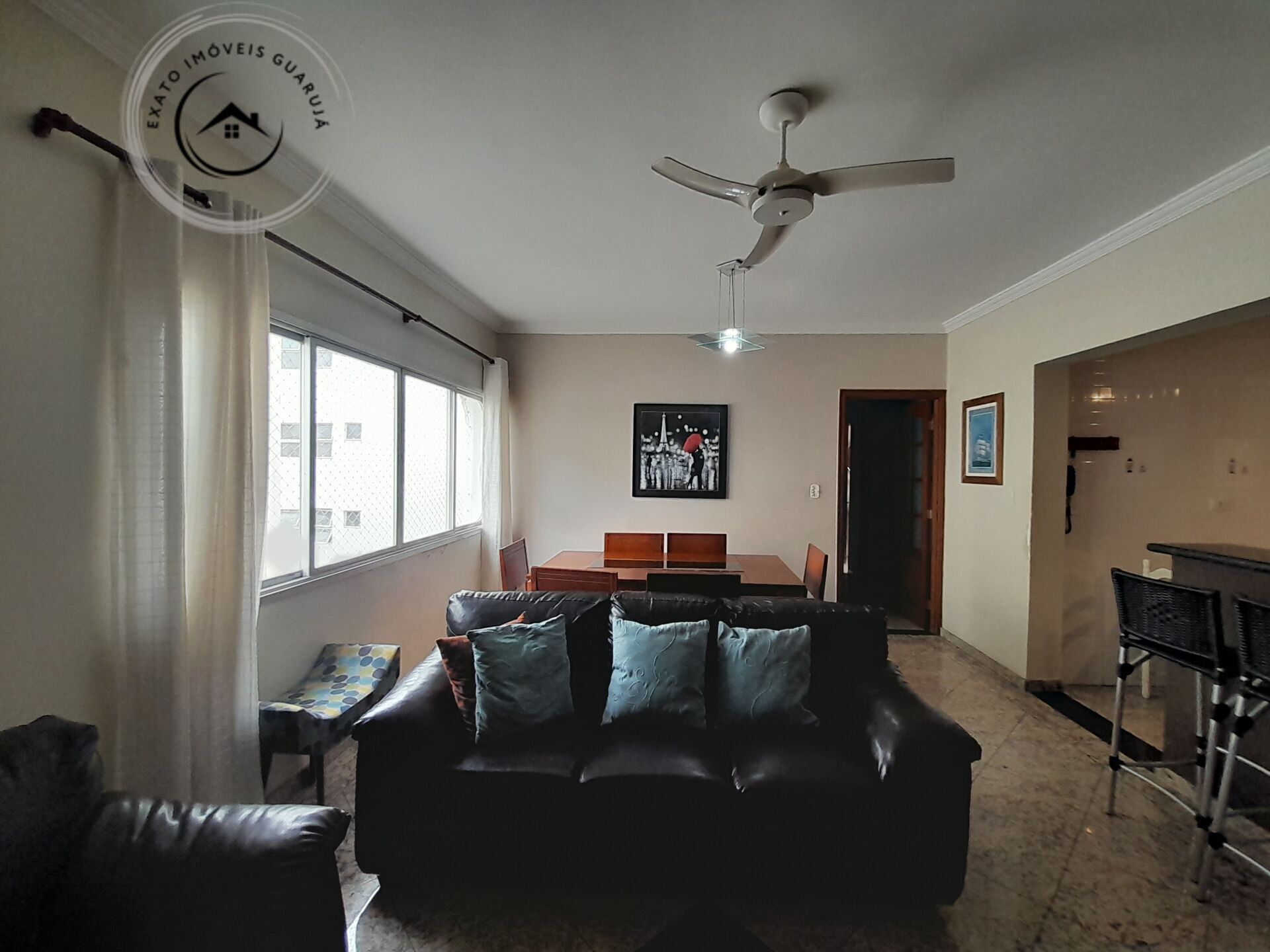 Apartamento padrão de 03 dormitórios para locação anual na p