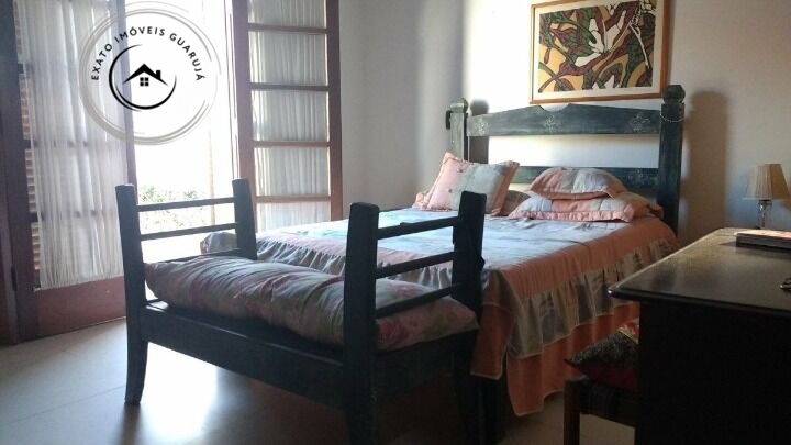 Casa padrão de 03 dormitórios para locação anual no jardim v