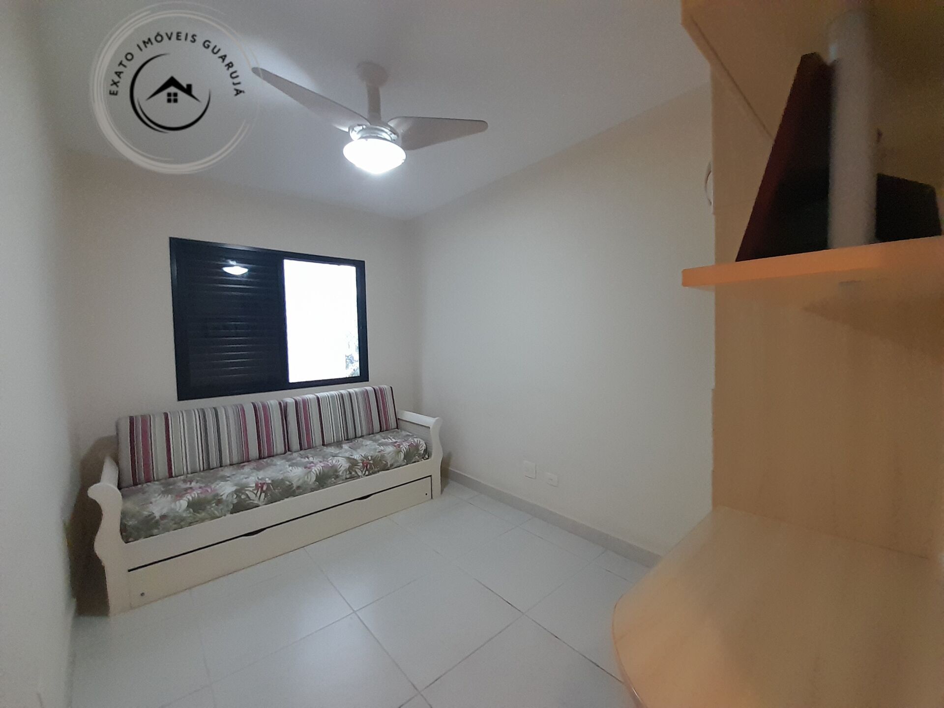 Apartamento padrão de 03 dormitórios para venda nas pitangue
