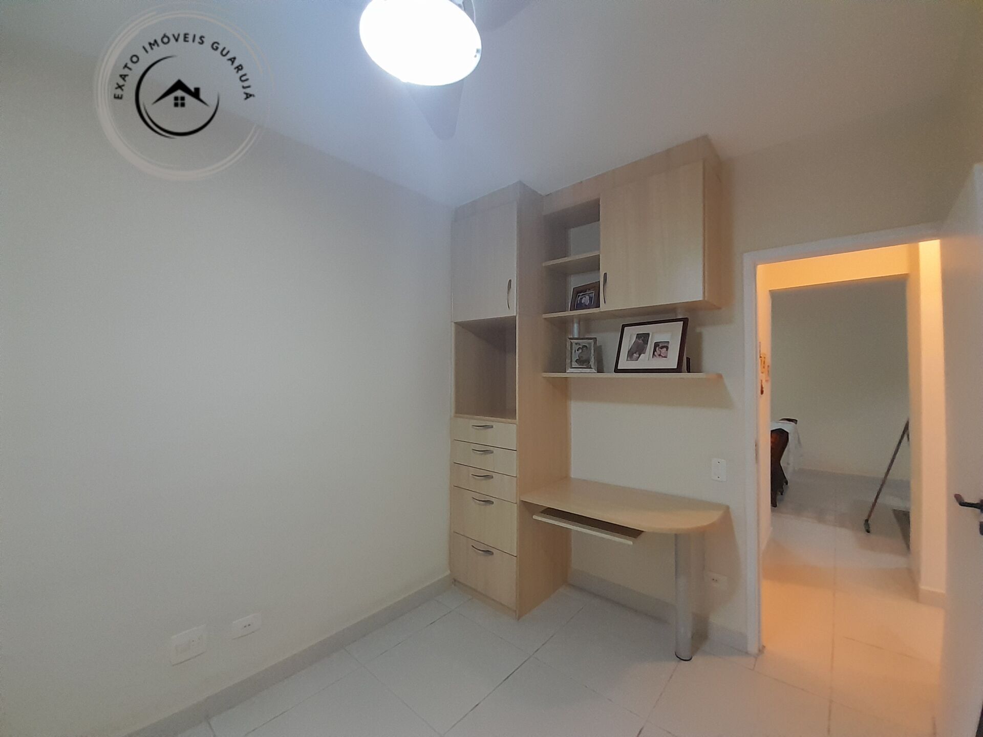 Apartamento padrão de 03 dormitórios para venda nas pitangue