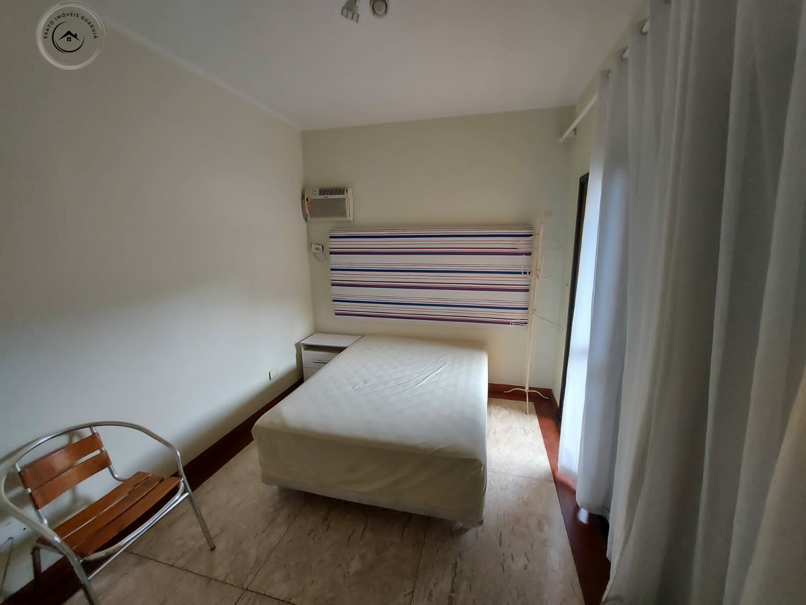 Apartamento padrão de 04 dormitórios para venda na praia da 