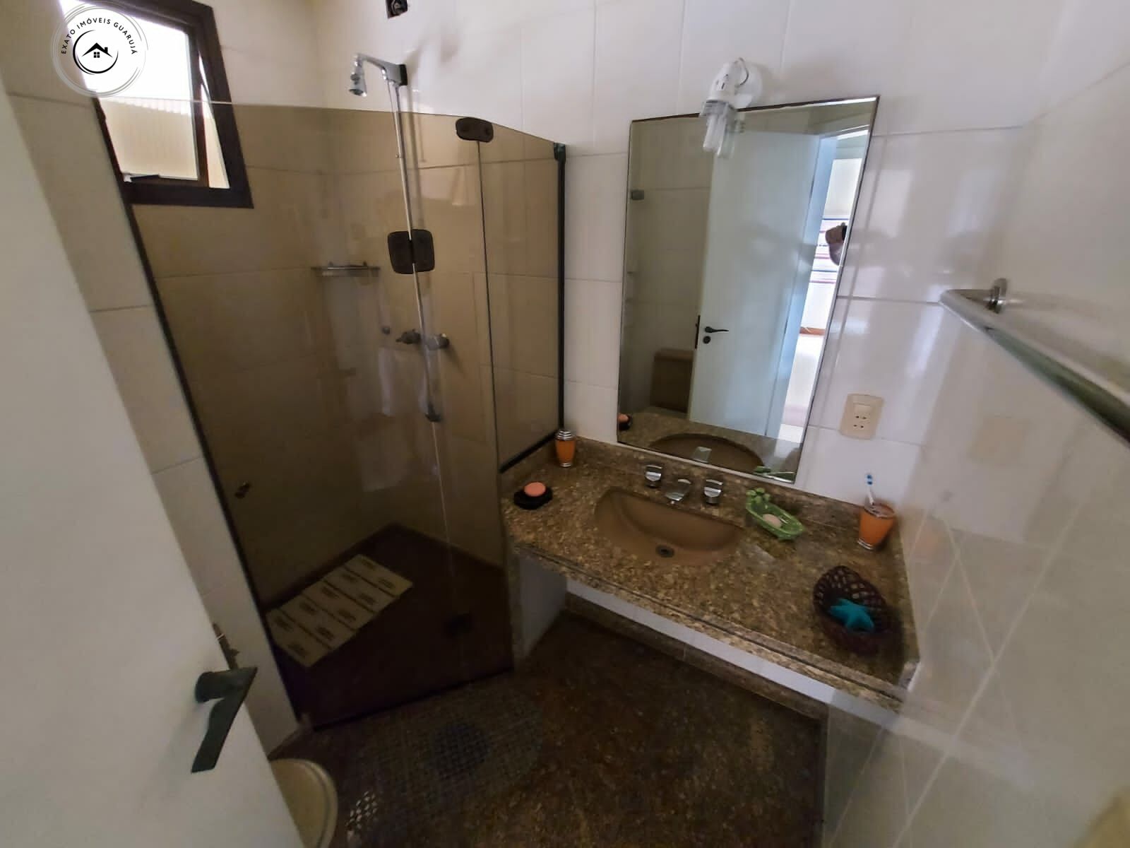 Apartamento padrão de 04 dormitórios para venda na praia da 
