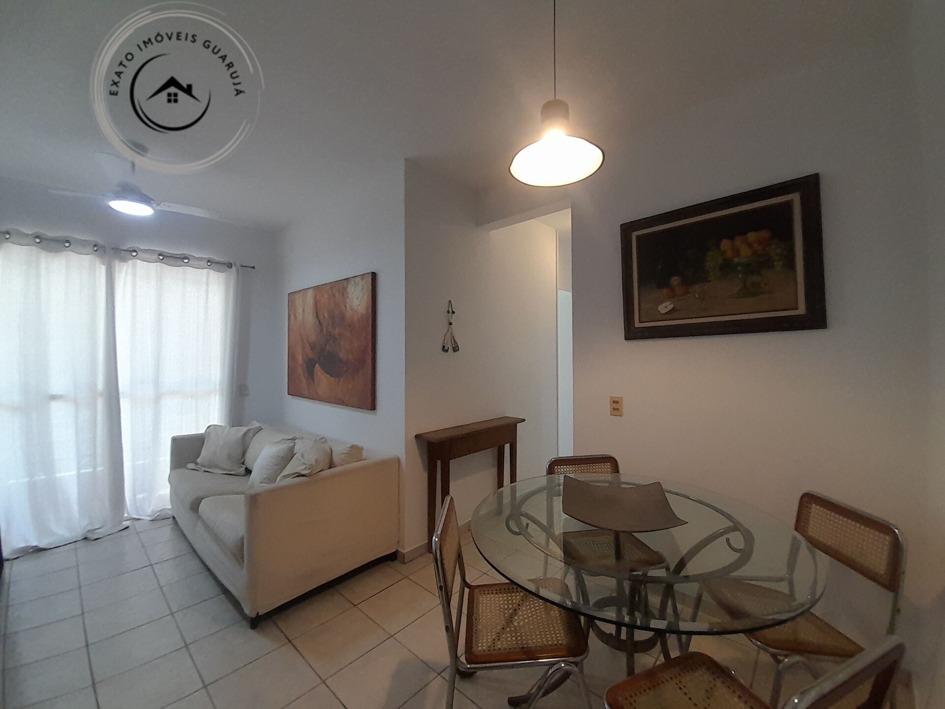 Apartamento padrão de 02 dormitórios para locação anual na p