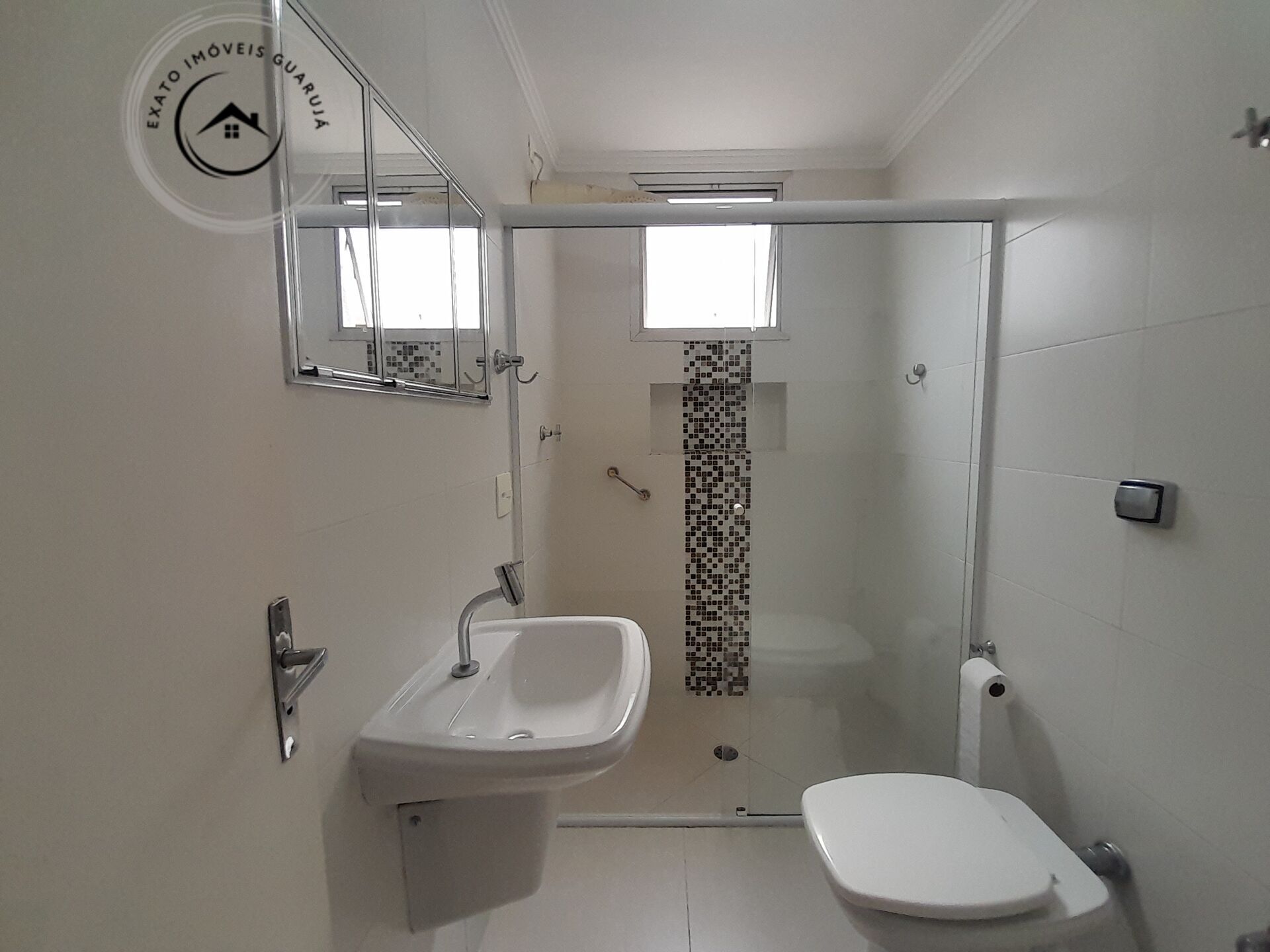Apartamento padrão de 02 dormitórios para locação de temprad