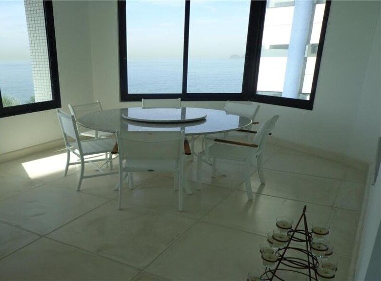 Apartamento de 04 dormitórios para locação anual nas pitangu