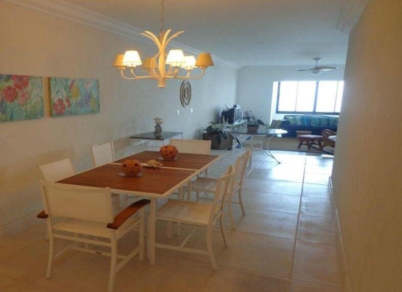 Apartamento de 04 dormitórios para locação anual nas pitangu