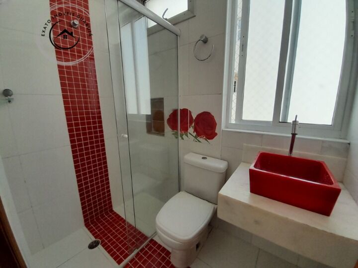 Apartamento cobertura de 03 dormitórios para locação anual n
