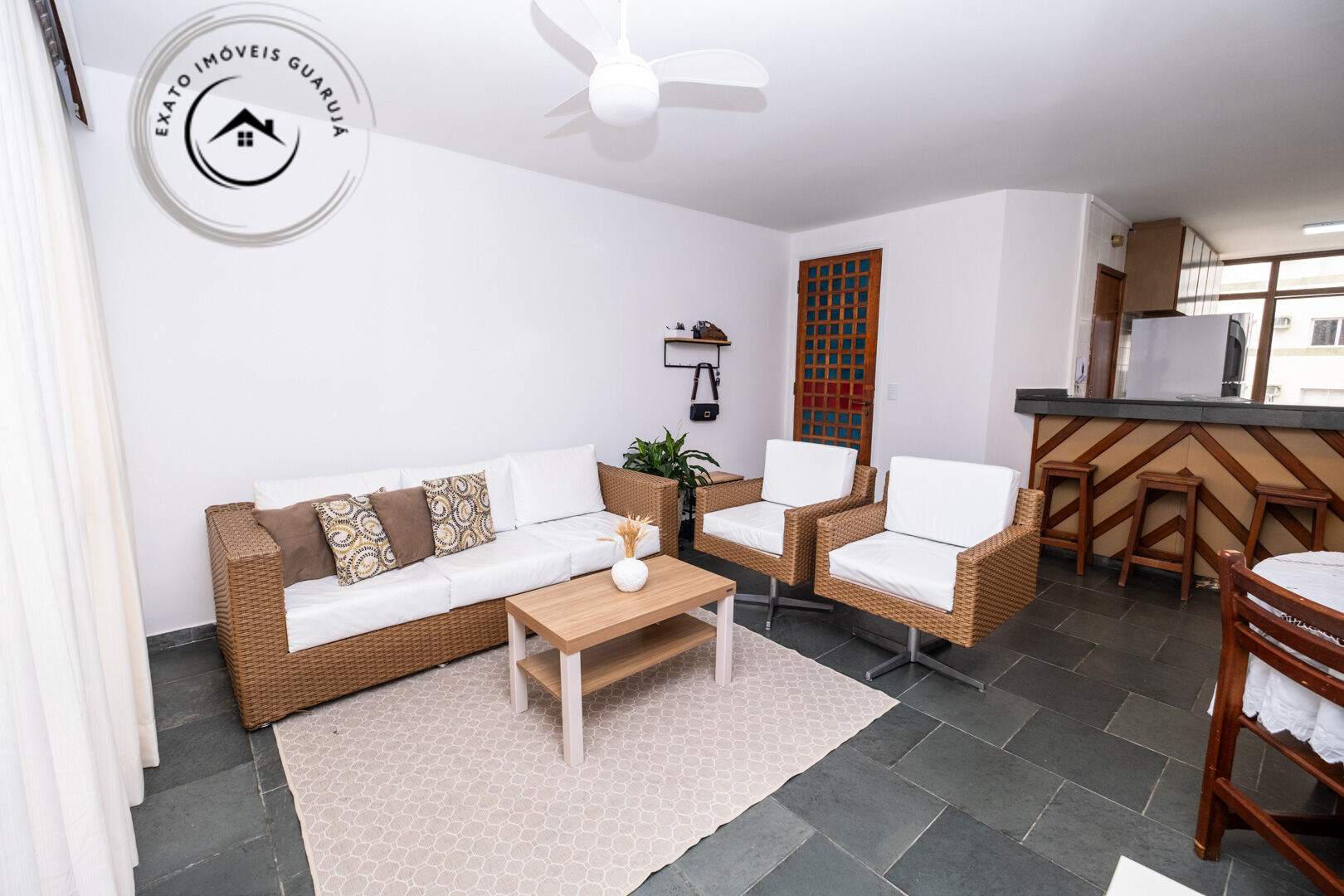 Apartamento padrão de 04 dormitórios para venda na praia da 