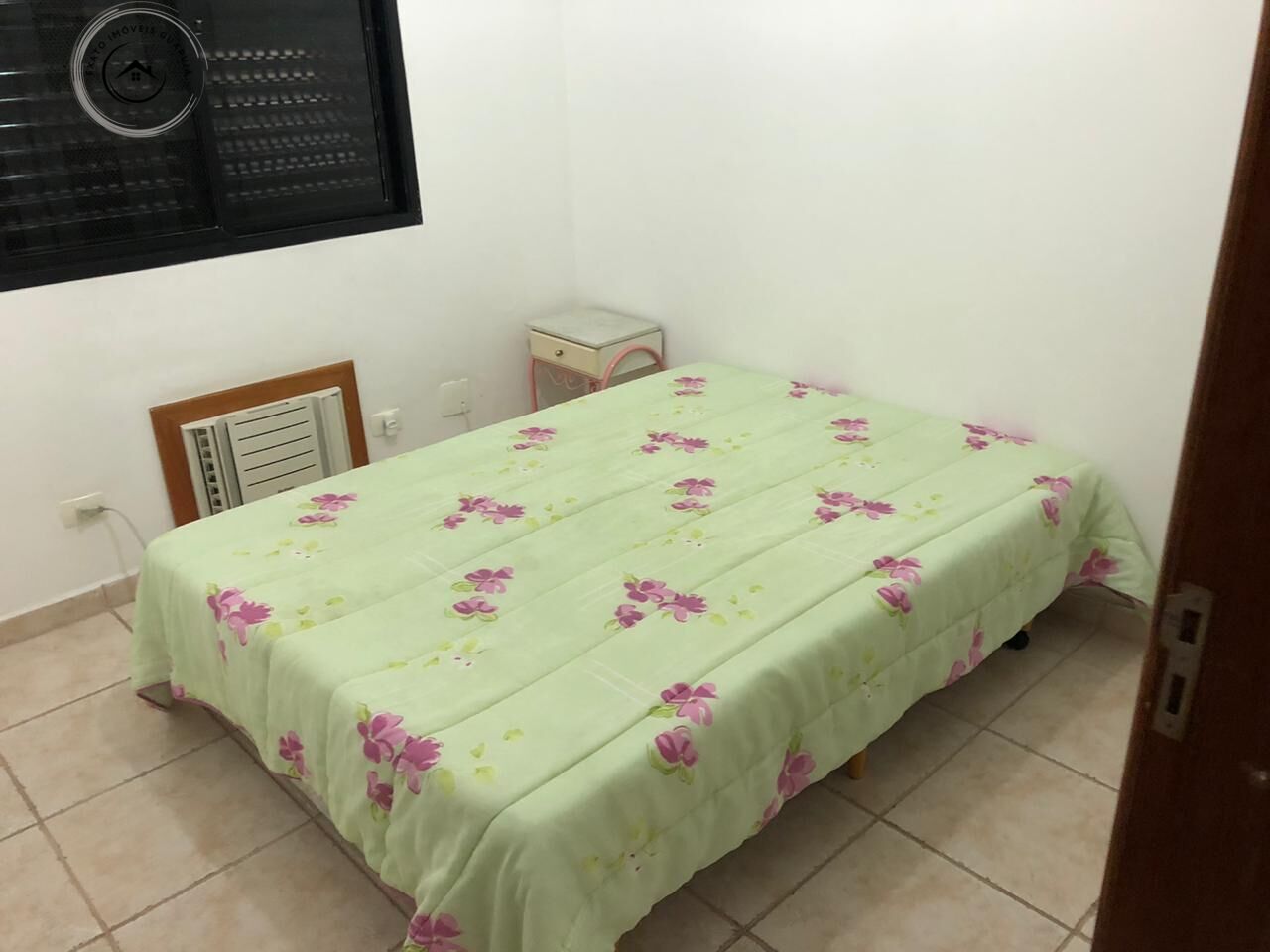 Apartamento padrão de 03 dormitórios para venda na praia da 