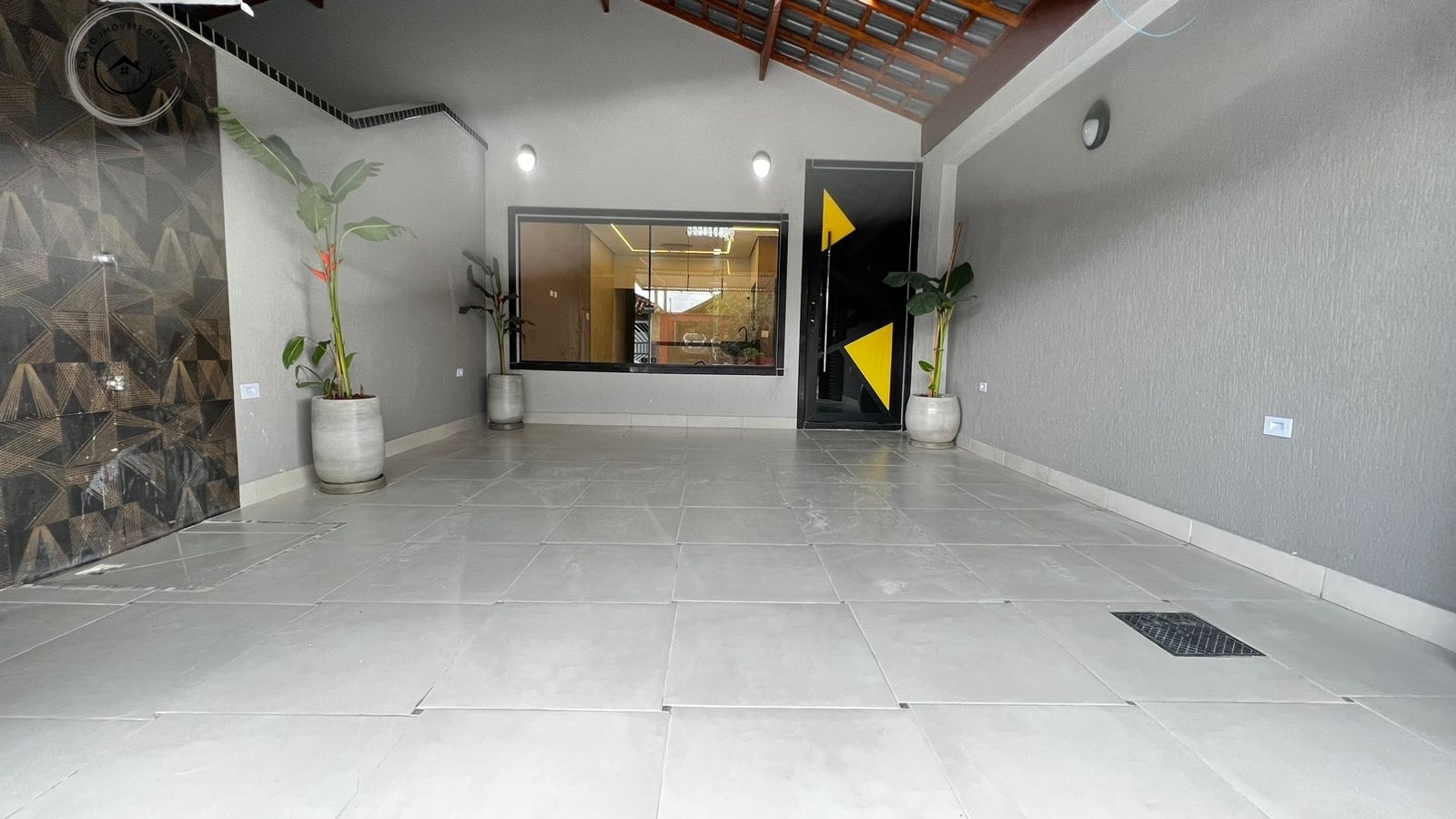 Linda casa térrea alto padrão de 03 dormitórios para venda n