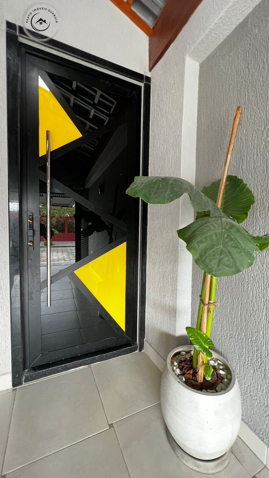 Linda casa térrea alto padrão de 03 dormitórios para venda n