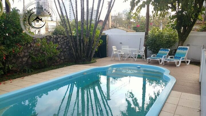 Casa de 04 dormitórios disponível para locação de temporada 