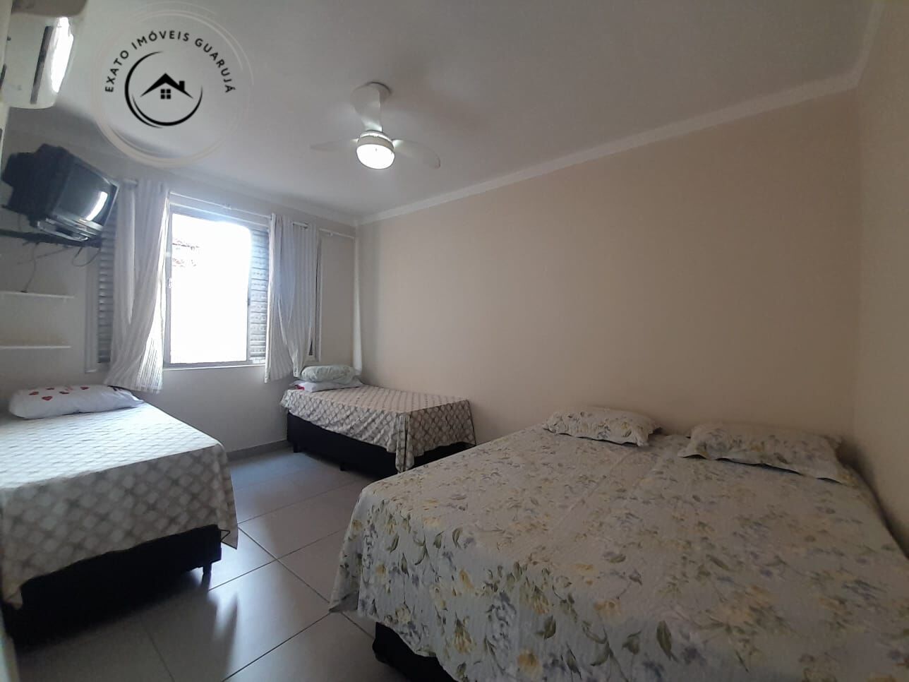 Apartamento padrão de 01 dormitório para locação anual na pr