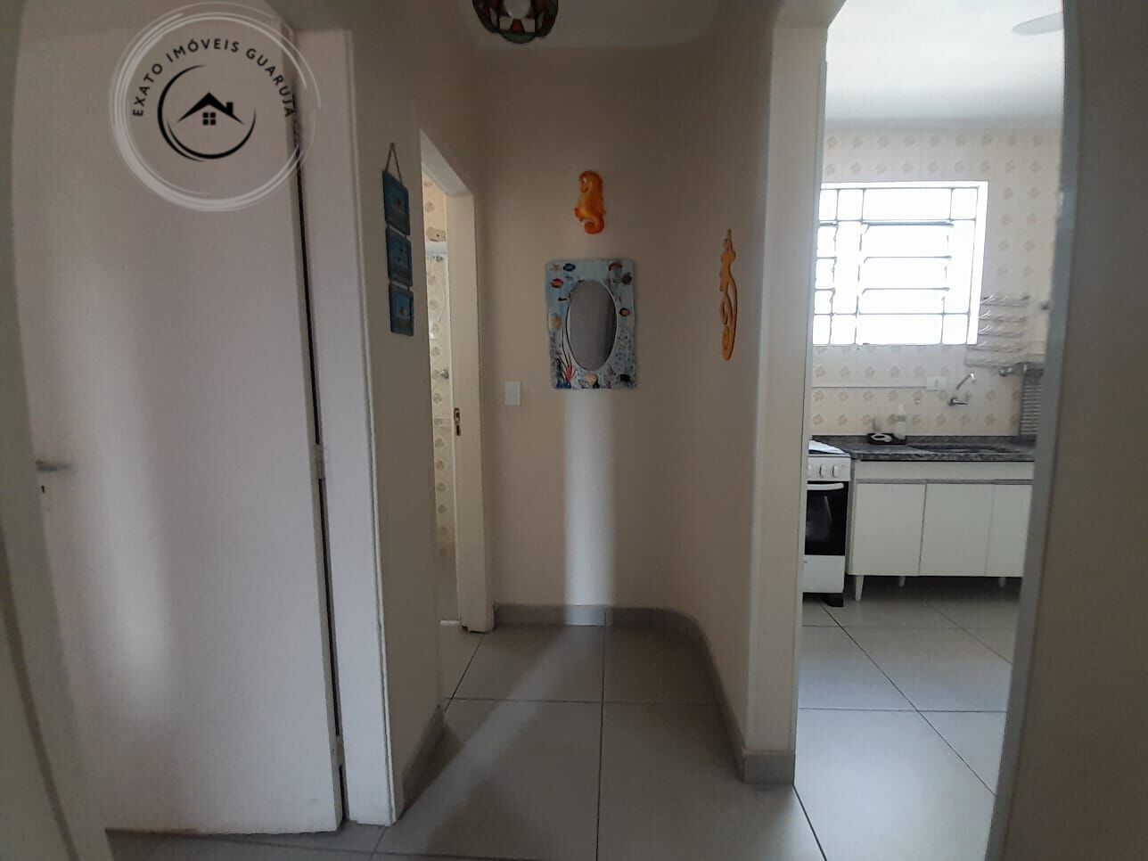 Apartamento padrão de 01 dormitório para locação anual na pr