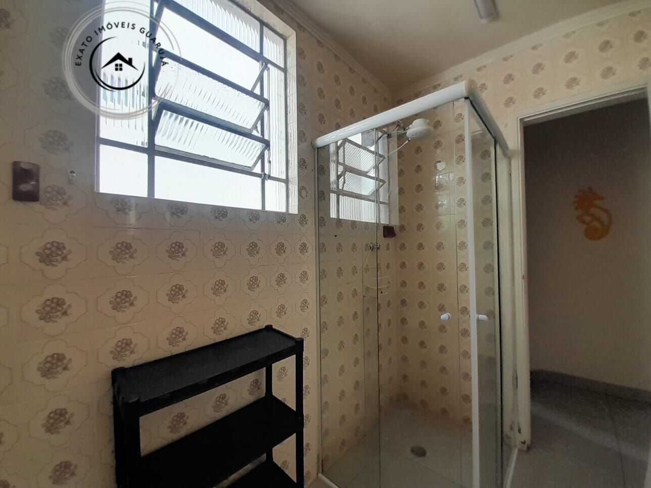 Apartamento padrão de 01 dormitório para locação anual na pr