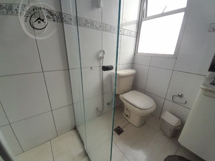 Apartamento padrão de 03 dormitórios para locação anual na p