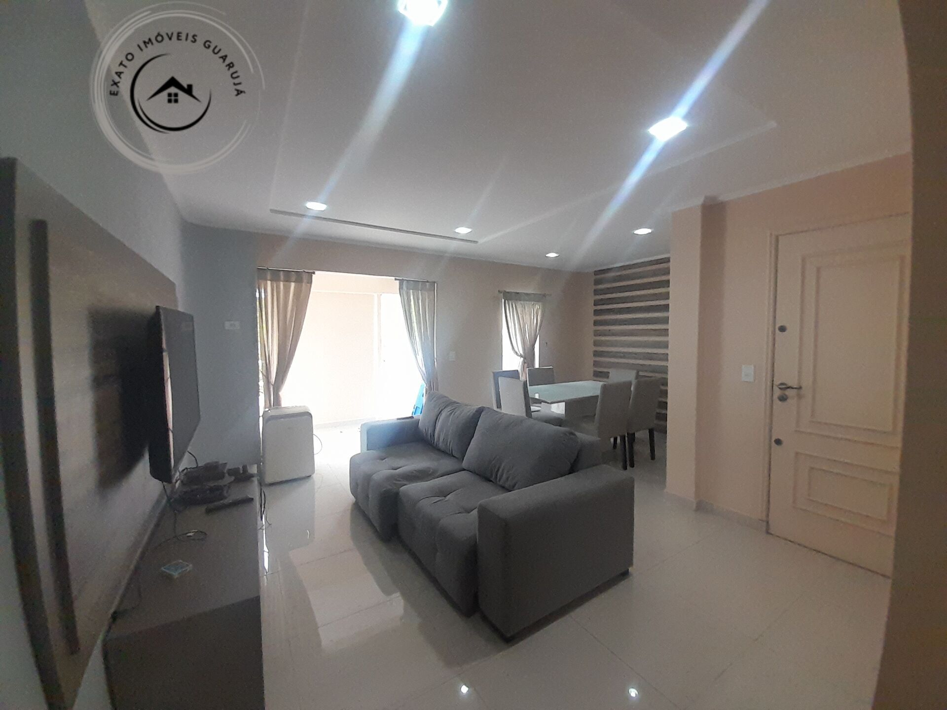 Apartamento cobertura com 03 dormitórios para venda na praia