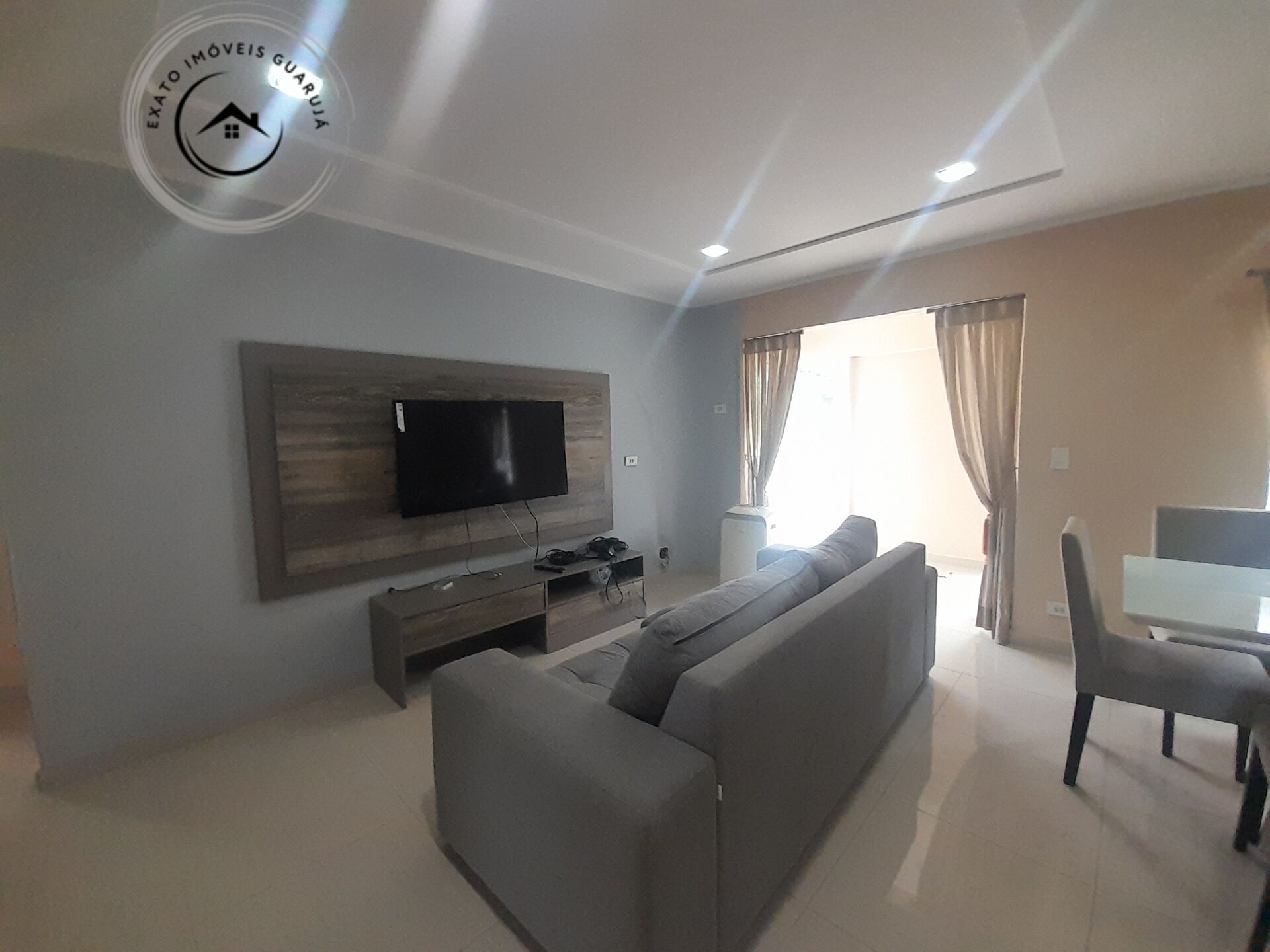 Apartamento cobertura com 03 dormitórios para venda na praia