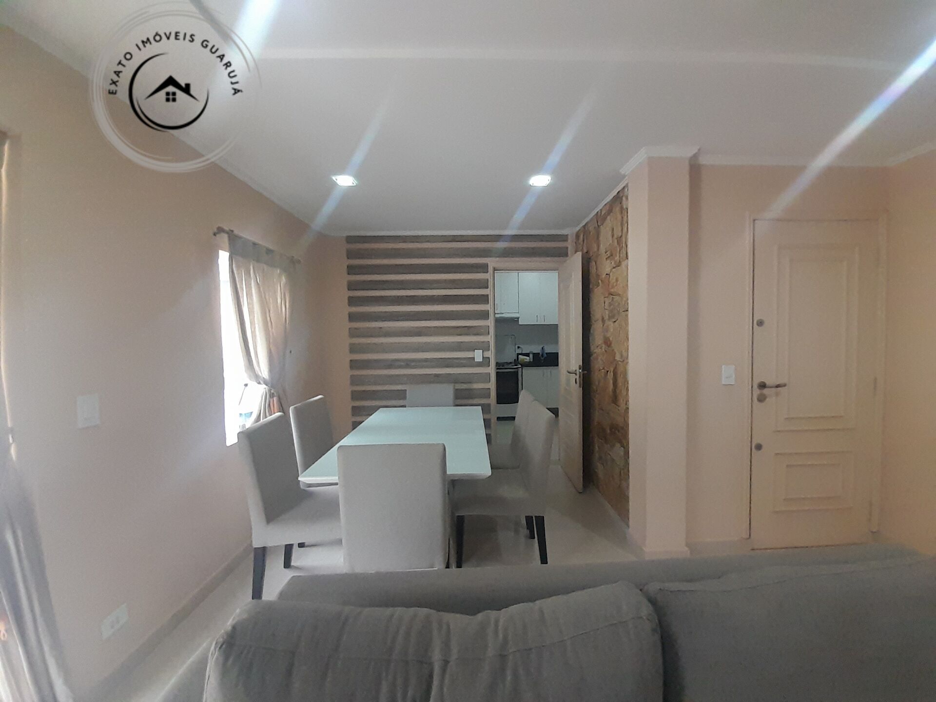 Apartamento cobertura com 03 dormitórios para venda na praia