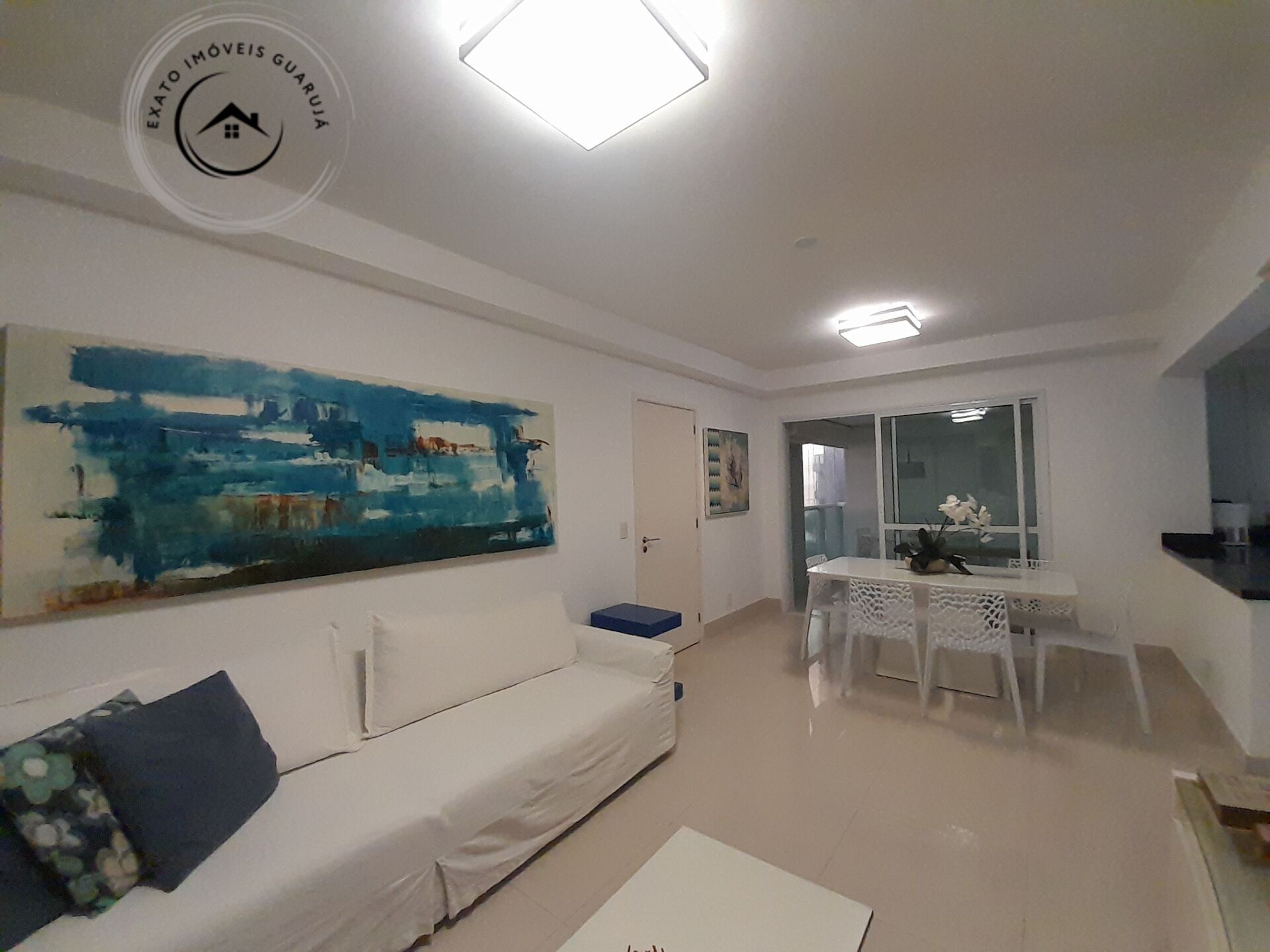 Apartamento alto padrão de 03 dormitórios para locação anual