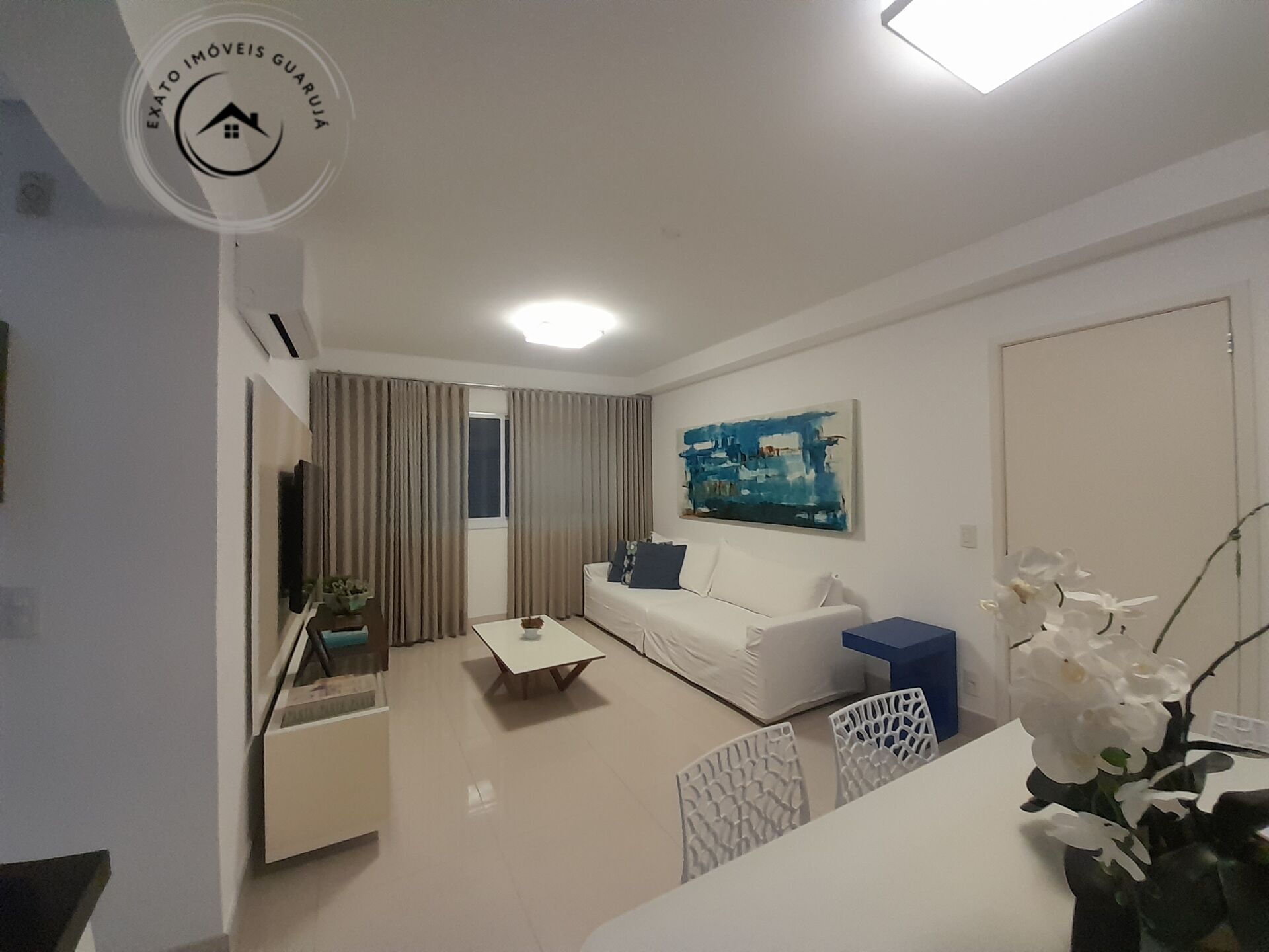 Apartamento alto padrão de 03 dormitórios para locação anual