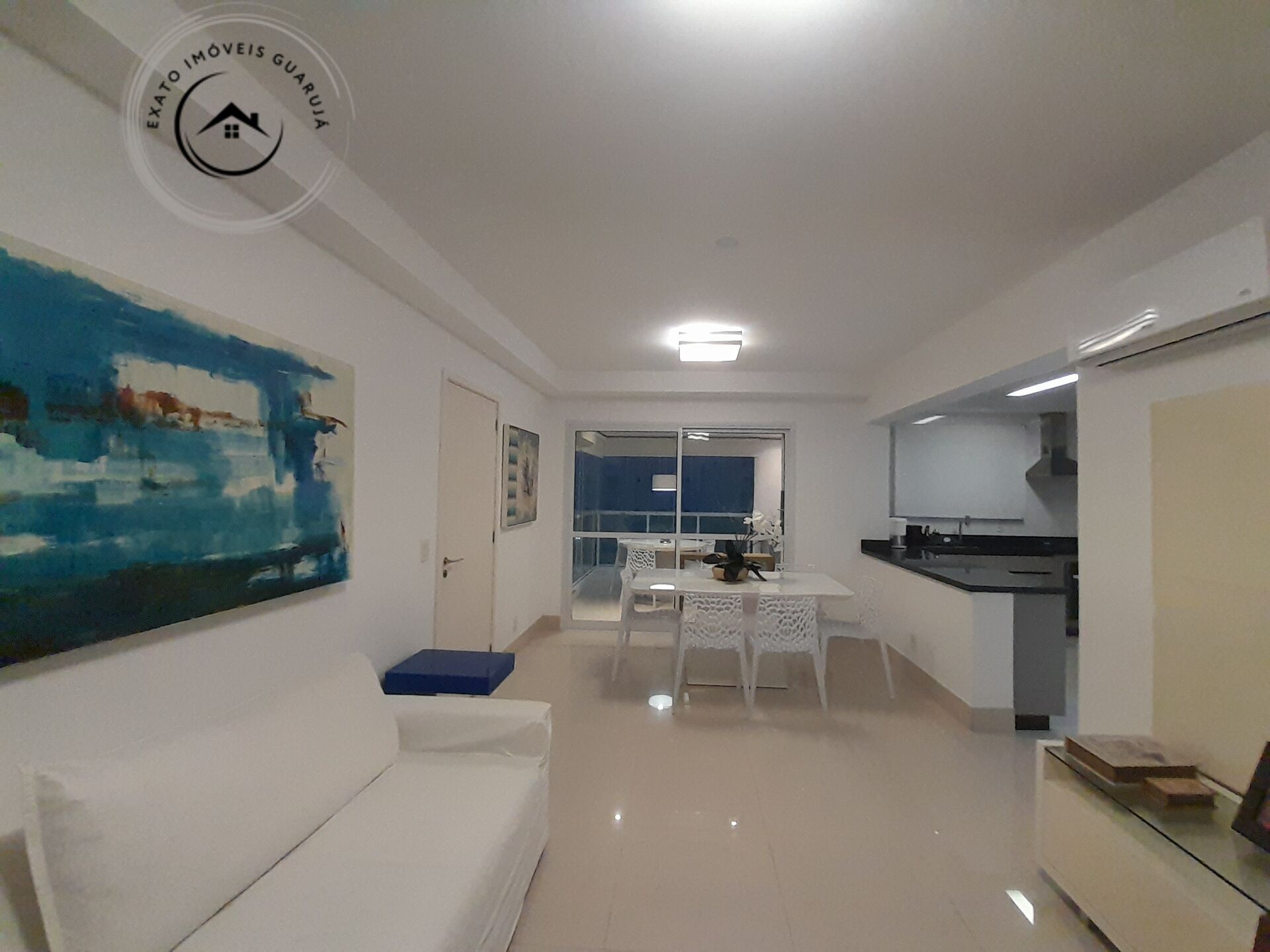 Apartamento alto padrão de 03 dormitórios para locação anual
