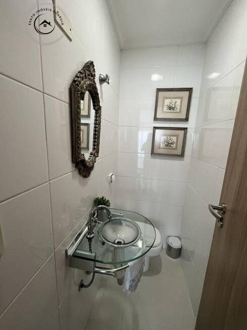 Apartamento alto padrão de 03 dormitórios para locação anual