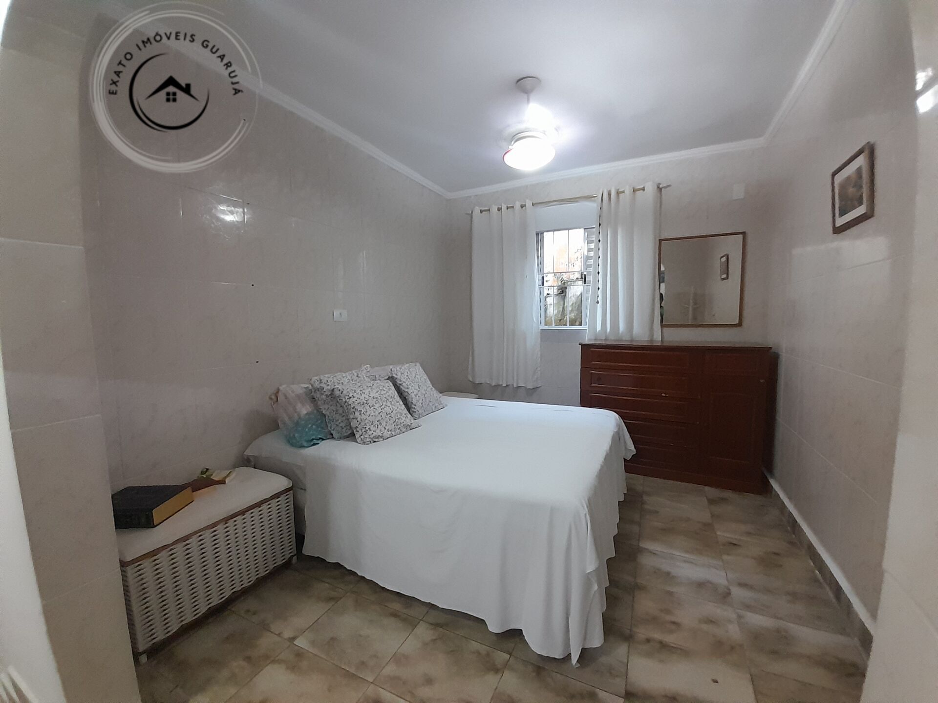 Casa padrão para venda nas pitangueiras.